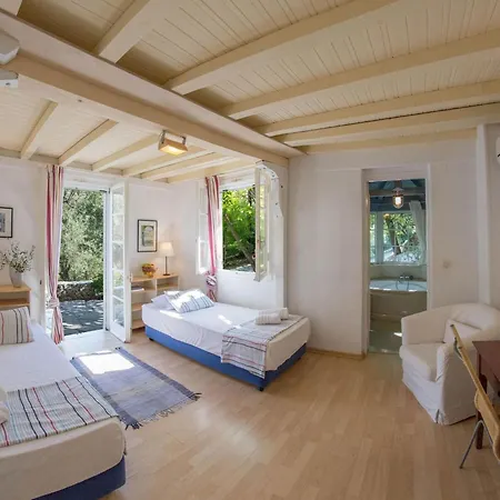 Agios Nikitas Villas Exterior photo