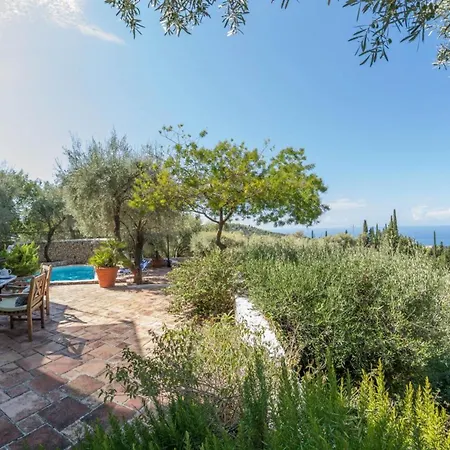 Agios Nikitas Villas Exterior photo