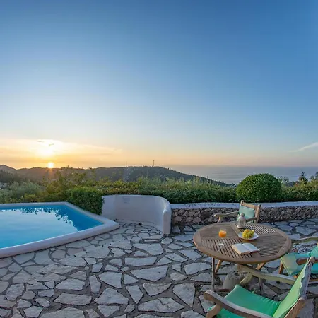 Agios Nikitas Villas Exterior photo