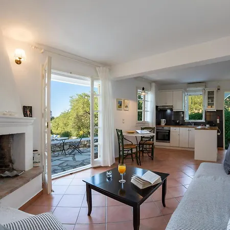 Agios Nikitas Villas Exterior photo
