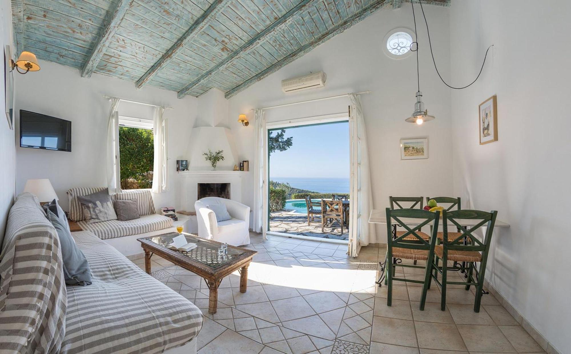 Villas Villa *