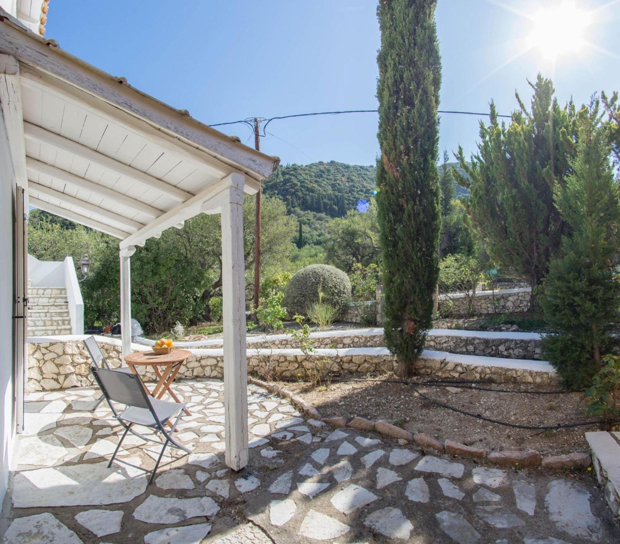 Agios Nikitas Villas